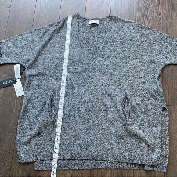 ARITZIA Babaton Baylor Sweater in Heathered Grey - Picture 2 of 6